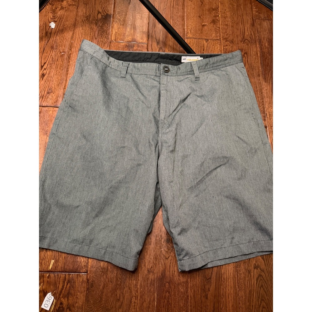 Volcom Mens Heather Grey Hybrid Shorts Size 40 A0911600 REPREVE Recycled Blend